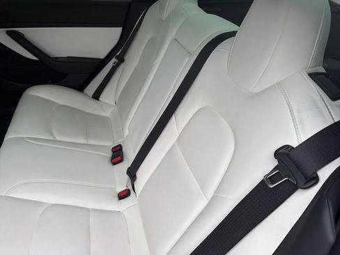 Used 2020 Tesla Model 3 Performance image 10