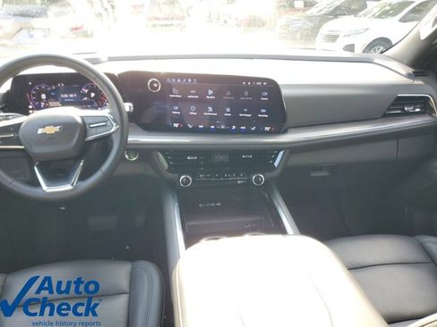 Used 2025 Chevrolet Tahoe LT AWD/4WD image 16