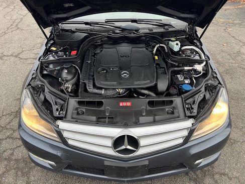 Used 2013 Mercedes-Benz C 300 4MATIC Sedan image 36