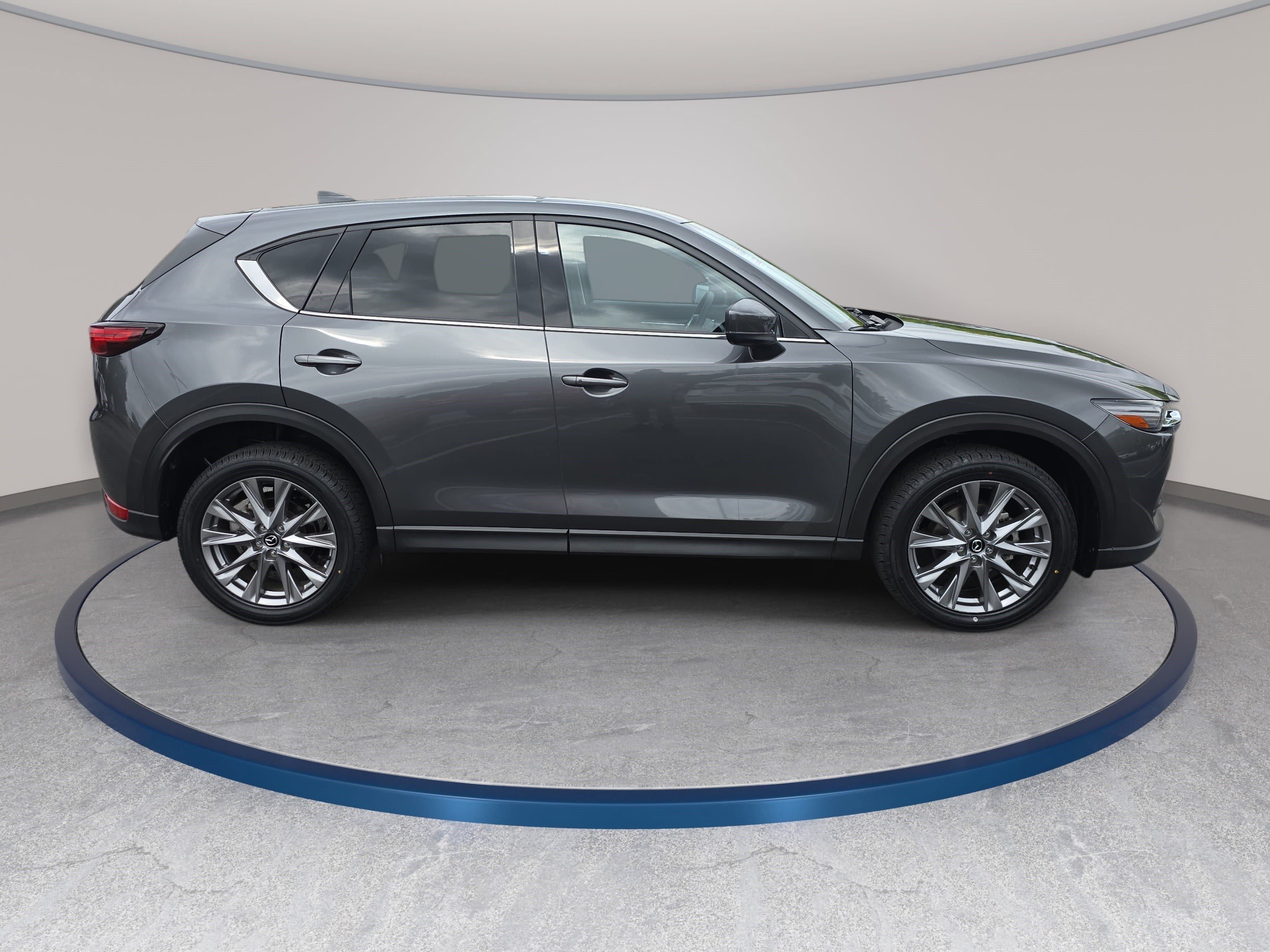 Used 2021 MAZDA CX-5 Grand Touring w/ GT Premium Package FWD image 4