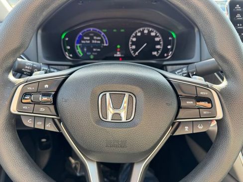 Used 2019 Honda Accord EX image 24