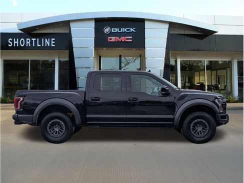 Used 2019 Ford F150 Raptor w/ Equipment Group 802A Luxury AWD/4WD image 2