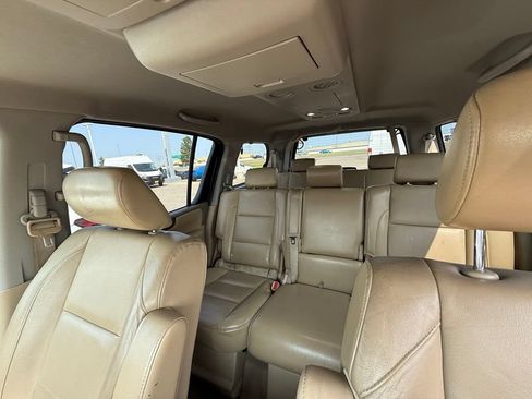 Used 2011 Nissan Armada SL AWD/4WD image 13