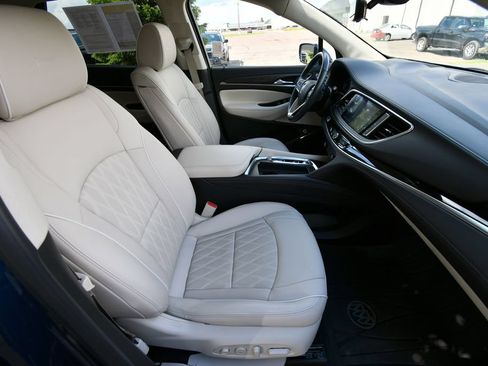 Used 2023 Buick Enclave Avenir w/ Trailering Package, 5000 lbs. AWD/4WD image 21