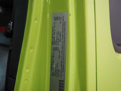 Used 2021 Jeep Wrangler Unlimited Rubicon w/ Xtreme Recon 35" Tire Package image 27