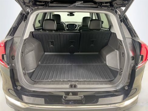 Used 2024 GMC Terrain SLT AWD/4WD image 24