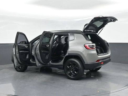 Used 2023 Jeep Compass Trailhawk AWD/4WD image 64