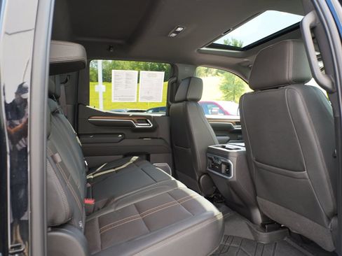 Certified 2022 Chevrolet Silverado 1500 High Country w/ High Country Premium Package AWD/4WD image 30