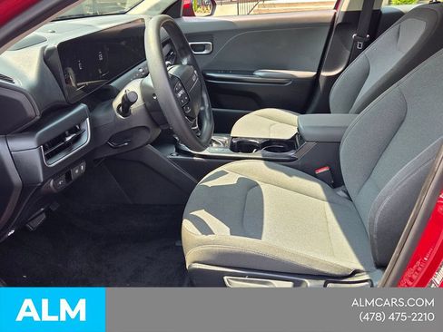 Used 2025 Kia K4 FWD image 5