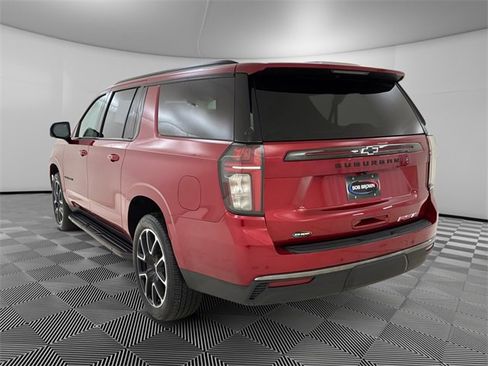 Used 2022 Chevrolet Suburban RST w/ Luxury Package image 5