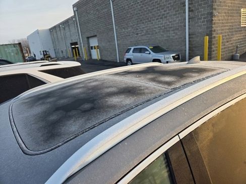 Used 2023 Buick Envision Avenir image 6