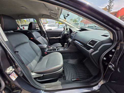 Used 2017 Subaru Crosstrek 2.0i Limited image 18