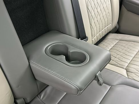 Used 2026 Ford F450 Platinum w/ Platinum Plus Package image 44