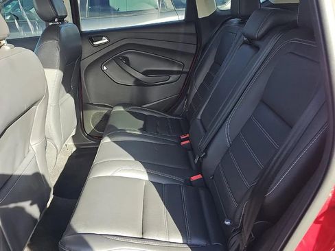 Used 2019 Ford Escape SEL image 11