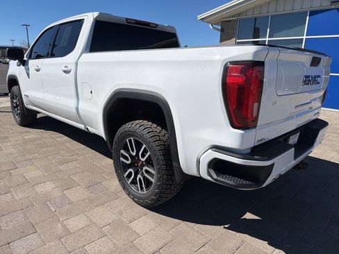 Used 2023 GMC Sierra 1500 AT4 image 9