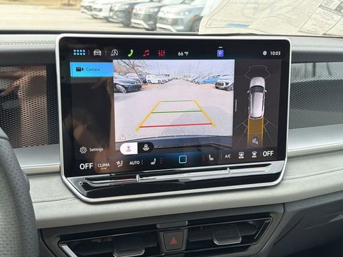 New 2026 Volkswagen Tiguan SE R-Line FWD image 30