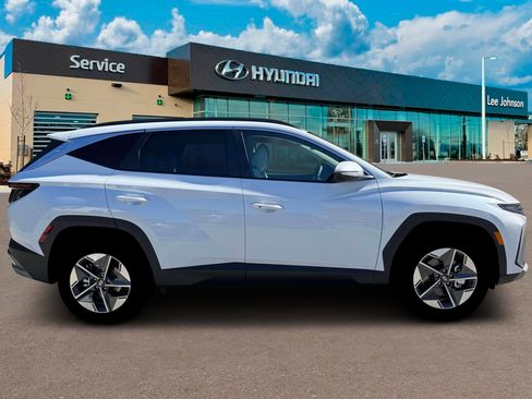 New 2026 Hyundai Tucson SEL image 9