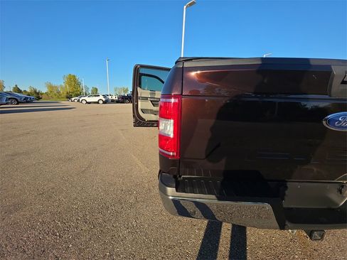 Used 2018 Ford F150 XLT w/ Equipment Group 302A Luxury image 29