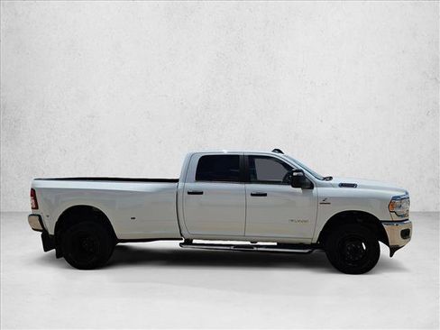 Used 2024 RAM 3500 Big Horn AWD/4WD image 4