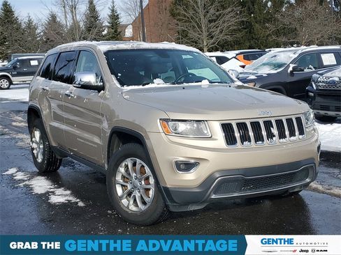 Used 2014 Jeep Grand Cherokee Limited w/ Trailer Tow Group IV image 29