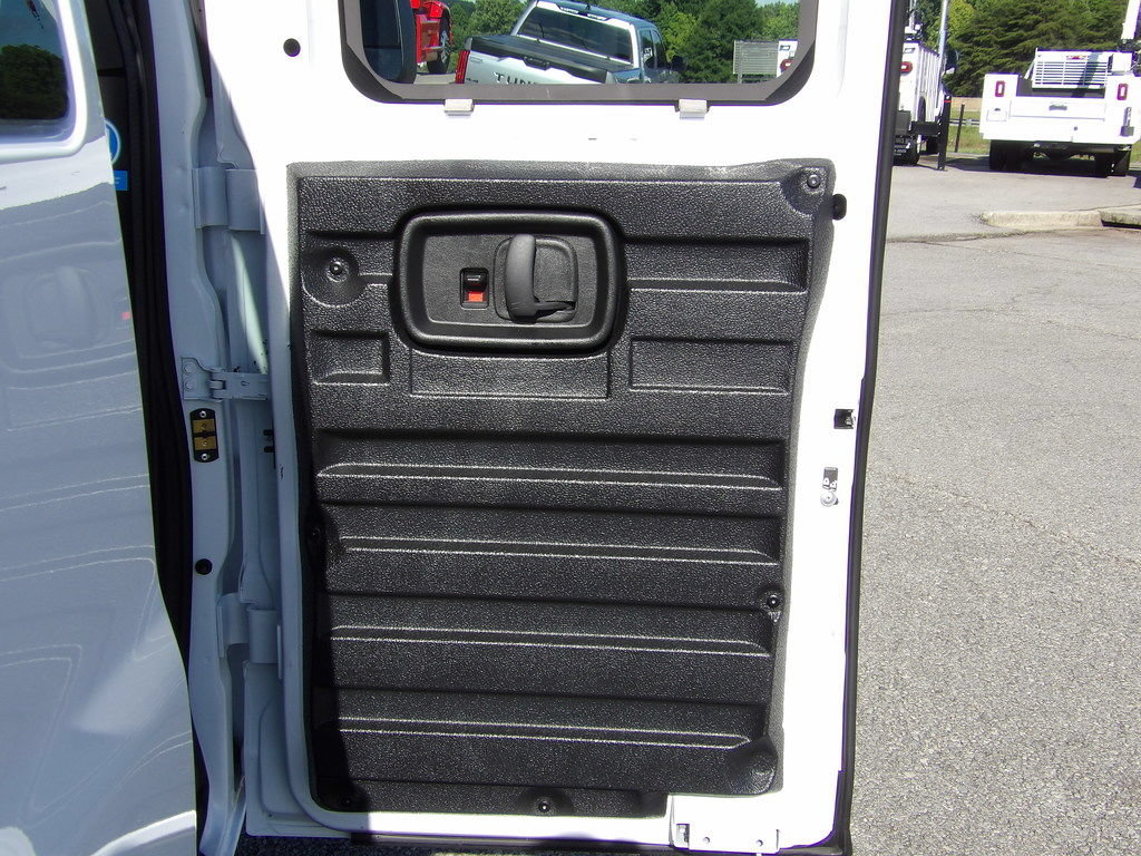Used 2025 GMC Savana 2500 w/ Driver Convenience Package RWD image 26