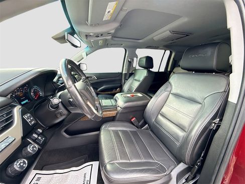 Used 2019 GMC Yukon XL Denali w/ Denali Ultimate Package image 22