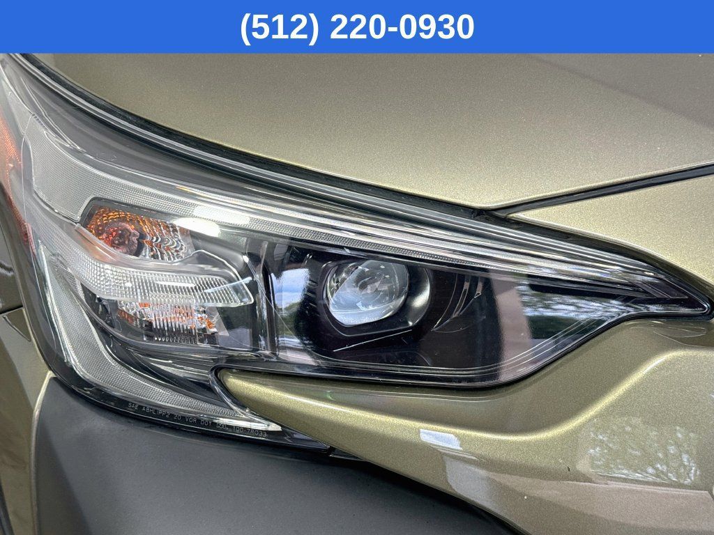 Used 2025 Subaru Outback Premium AWD/4WD image 40
