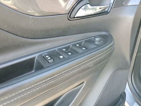 Used 2020 Buick Encore Preferred image 13