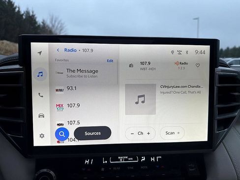 Used 2025 Toyota Sequoia Capstone image 16