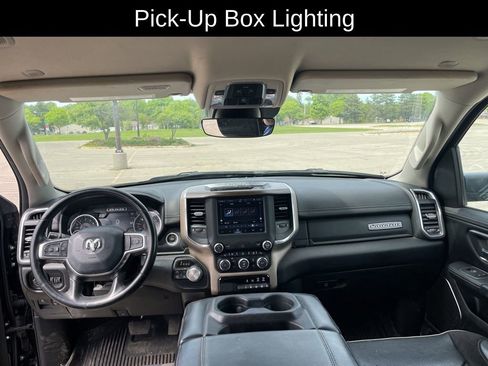 Used 2022 RAM 1500 Laramie AWD/4WD image 14