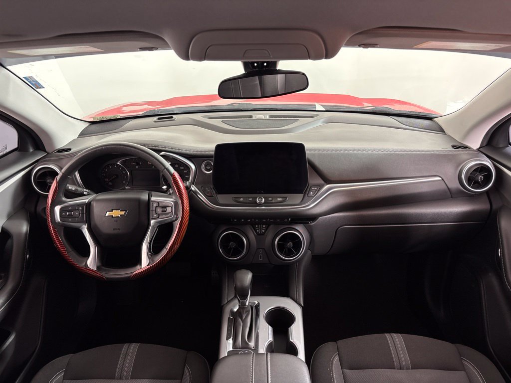 Used 2023 Chevrolet Blazer LT FWD image 20
