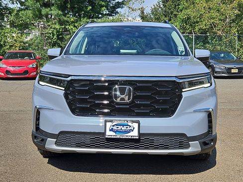 Used 2024 Honda Pilot Elite image 30