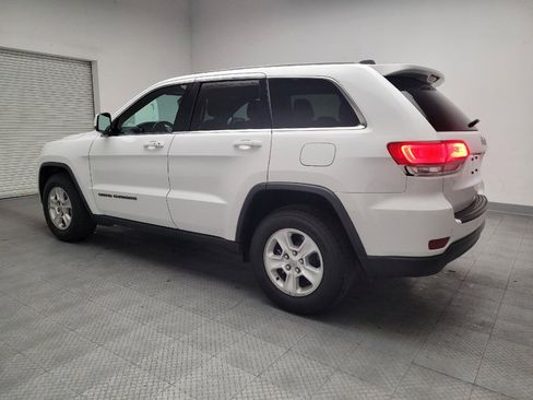 Used 2017 Jeep Grand Cherokee Laredo RWD image 3
