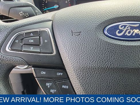 Used 2019 Ford Escape SE image 16