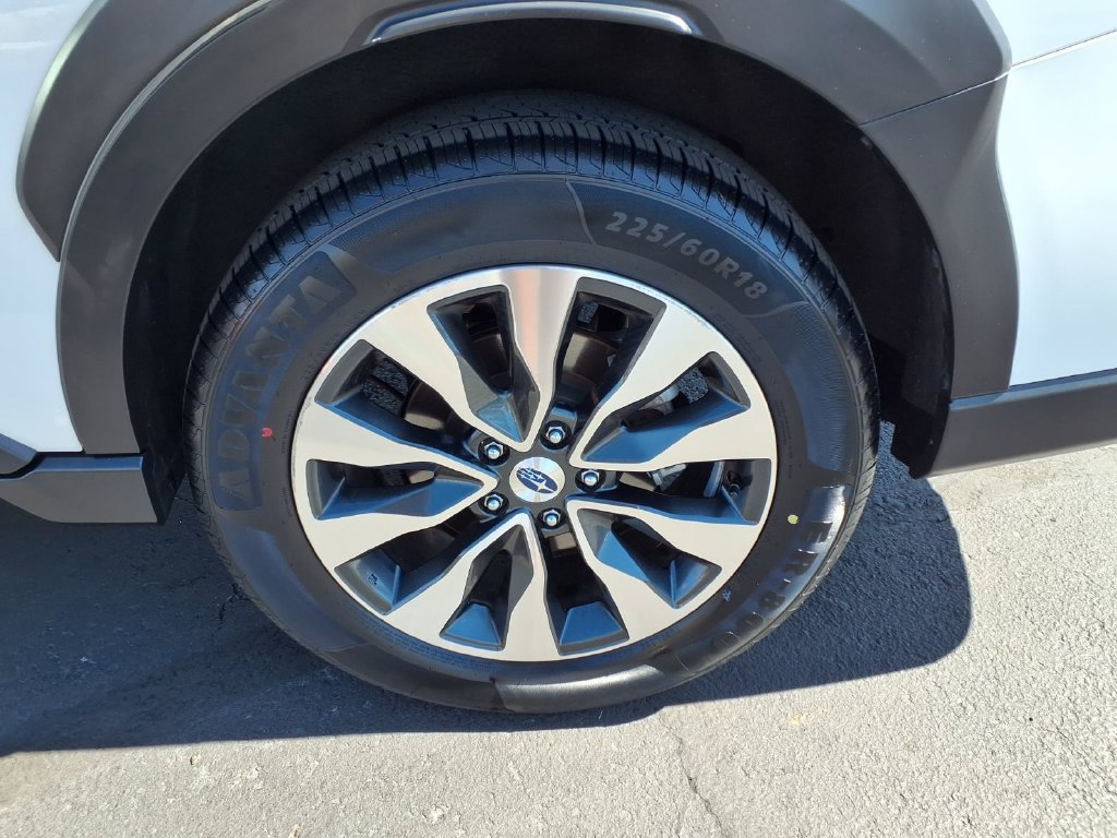 Certified 2024 Subaru Outback Touring AWD/4WD image 15
