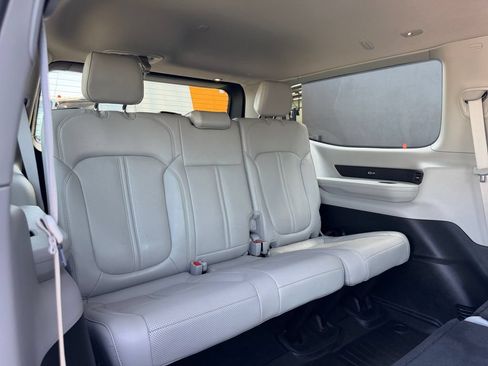 Used 2022 Jeep Wagoneer Series II AWD/4WD image 31