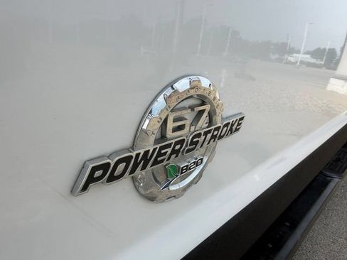 Used 2015 Ford F250 XLT AWD/4WD image 29