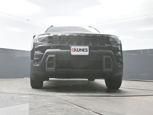 New 2026 Jeep Cherokee Limited image 40