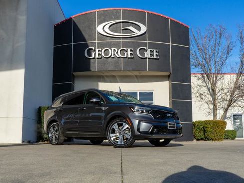 Certified 2024 Kia Sorento SX Prestige image 1