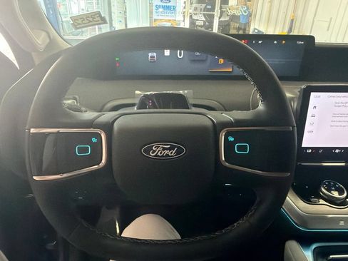 New 2027 Ford Expedition Max Platinum AWD/4WD image 26