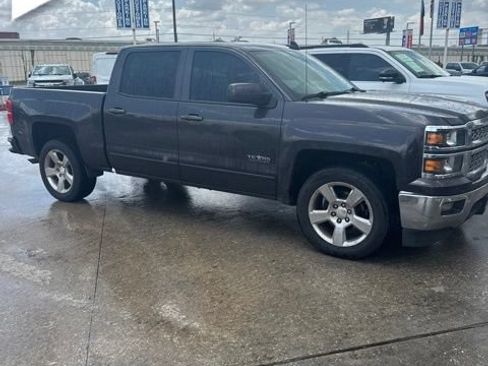 Used 2015 Chevrolet Silverado 1500 LT w/ Texas Edition, 1LT Trim RWD image 2
