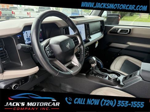 Used 2023 Ford Bronco Wildtrak image 29