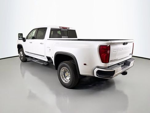 New 2026 Chevrolet Silverado 3500 High Country w/ High Country Premium Package image 5