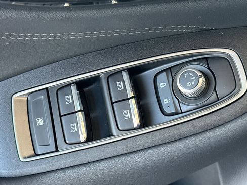 Certified 2025 Subaru Outback Limited AWD/4WD image 13