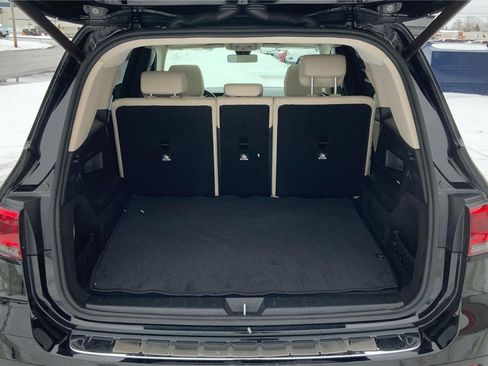 Used 2020 Mercedes-Benz GLB 250 4MATIC image 12