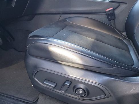 Certified 2024 Jeep Grand Cherokee L Laredo image 16