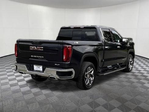 Used 2022 GMC Sierra 1500 SLT w/ SLT Premium Plus Package AWD/4WD image 6