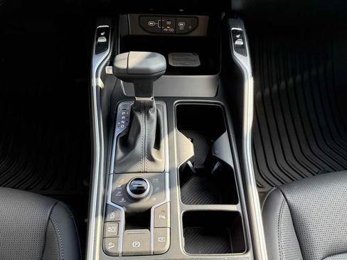 New 2026 Kia Sorento S image 5