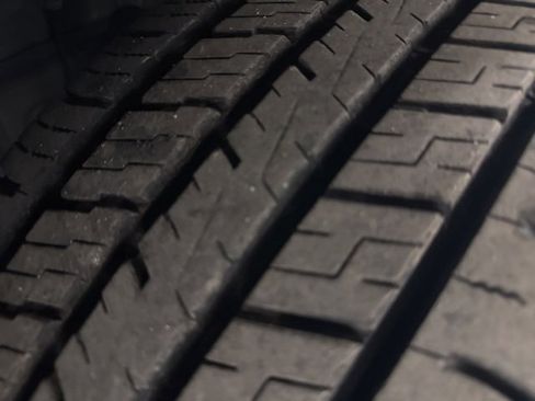 Used 2022 Chevrolet Traverse LT w/ LPO, 'HIT The Road' Package image 33