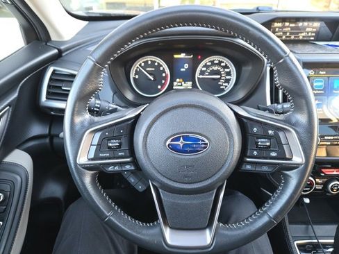 Used 2023 Subaru Forester Limited image 3